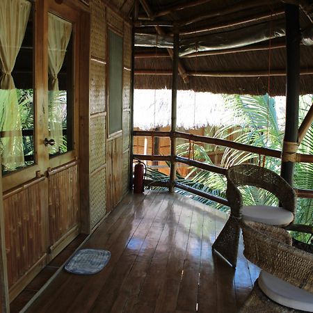 Cashew Grove Beach Resort บูซวงกา ภายนอก รูปภาพ